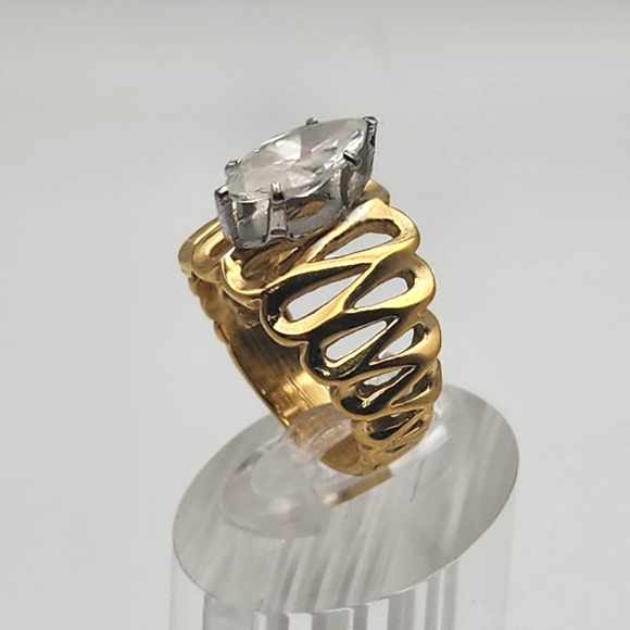 Vintage Vargas 18KT GE & Marquise Solitaire Rhinestone Ring (7.25) - Picture 4 of 9